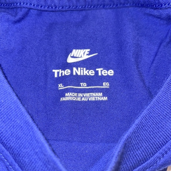 Nike -  Long Sleeve Tee - The Nike Tee - Size: XL - Picture 5 of 5